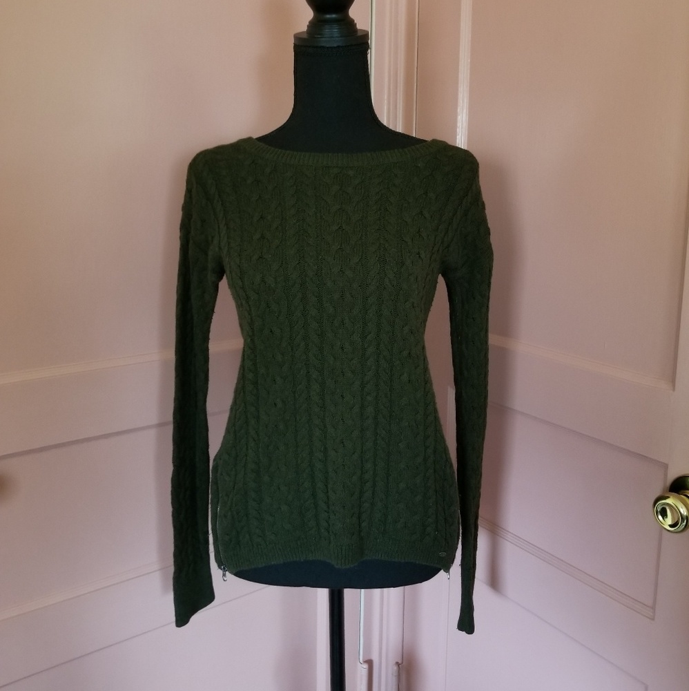 American Eagle Cable Knit Sweater